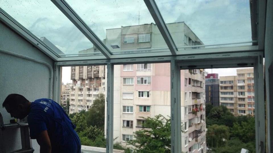 Вътрешен изглед на зимна градина