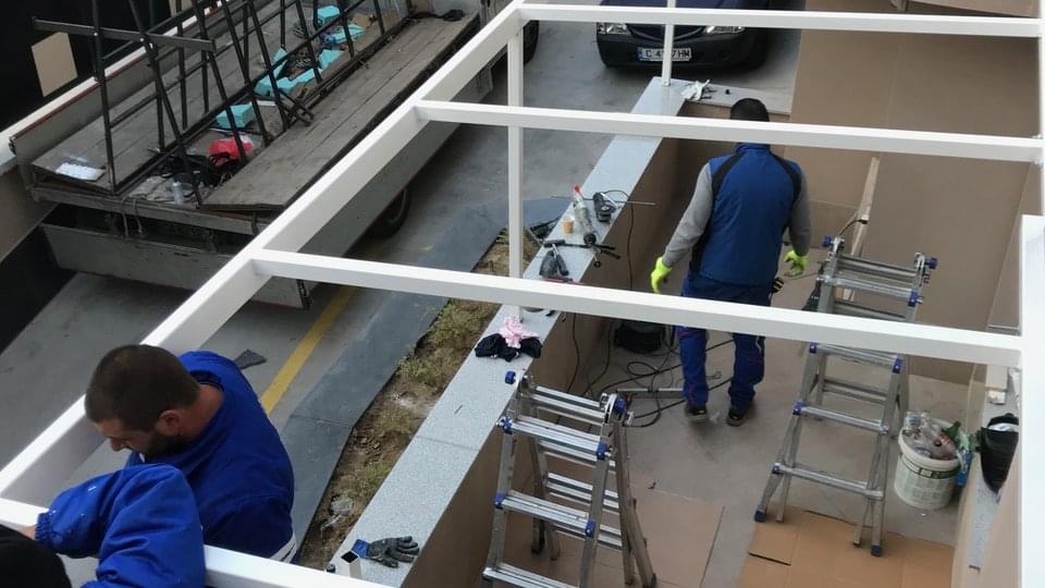 Монтаж на метална конструкция за зимна градина