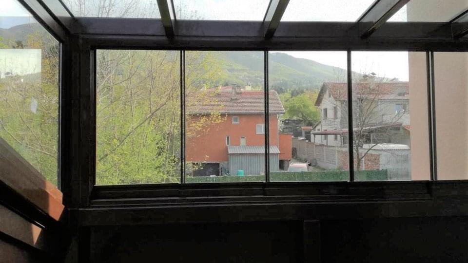 Завършена зимна градина