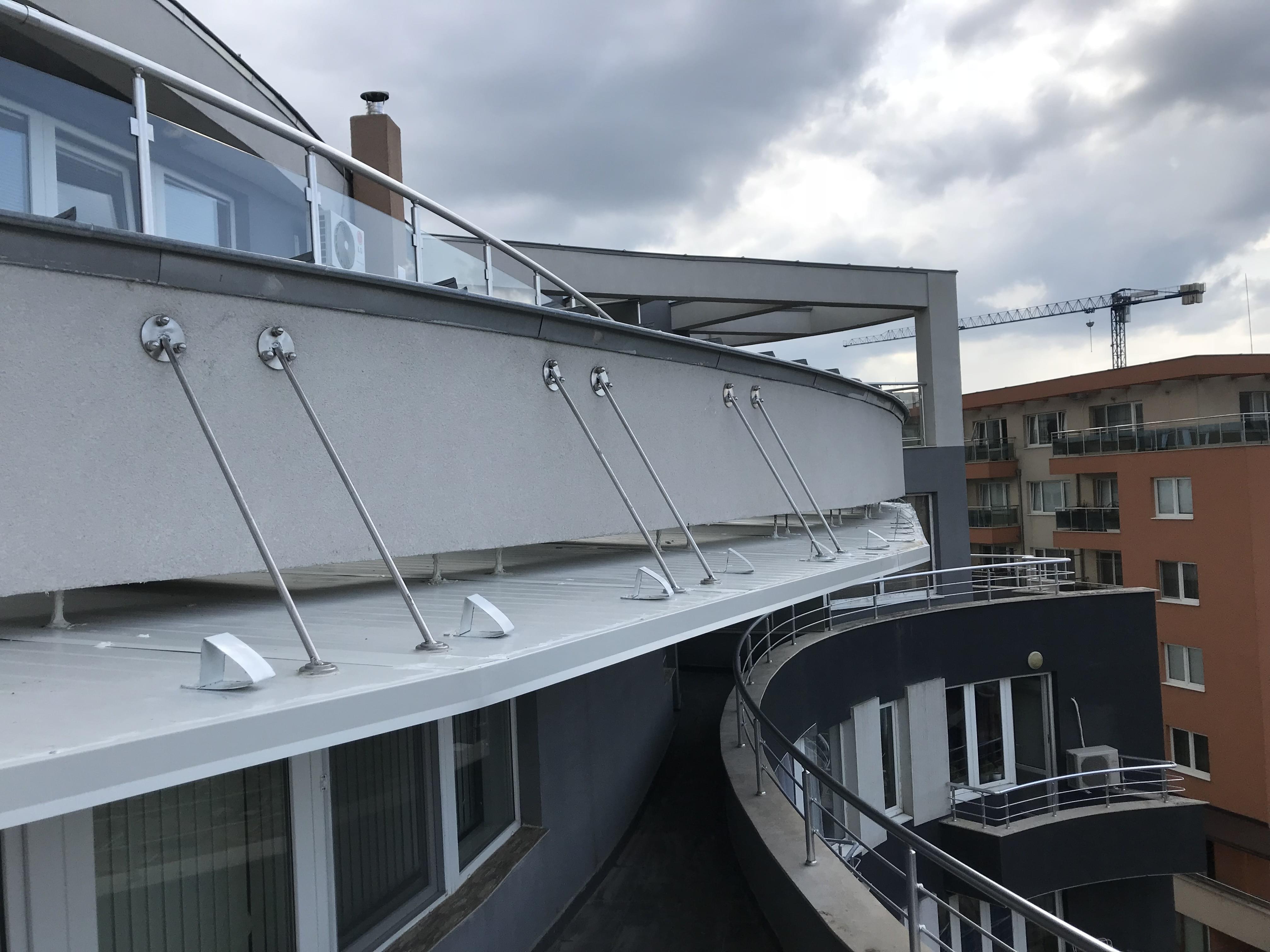 Козирка от INOX конзоли и сандвич панел